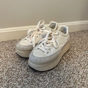 Ugg Platform Shoes 9